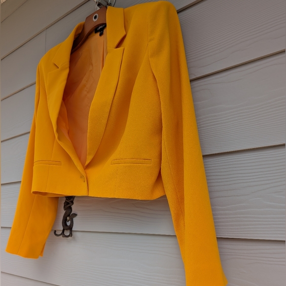 Express Cropped Jacket One Button Collar Size L Yellow Padded Shoulders - Picture 9 of 9